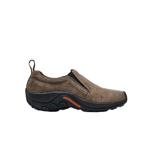 Merrell Jungle Moc J60787 נעלי מירל ללא שרוכים לגברים בגוון חום עם סוליית גומי שחורה ודגם אלגנטי—נוחות יומיומית מושלמת.