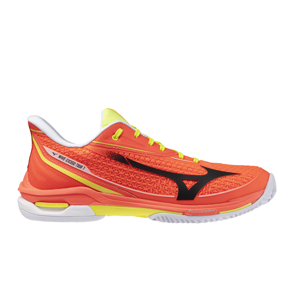 נעלי פאדל מיזונו לגברים Mizuno Wave Exceed Tour 7 Padel בצבעי כתום וצהוב, מבט צד עם לוגו שחור, שרוכים צהובים וסוליית ביניים לבנה