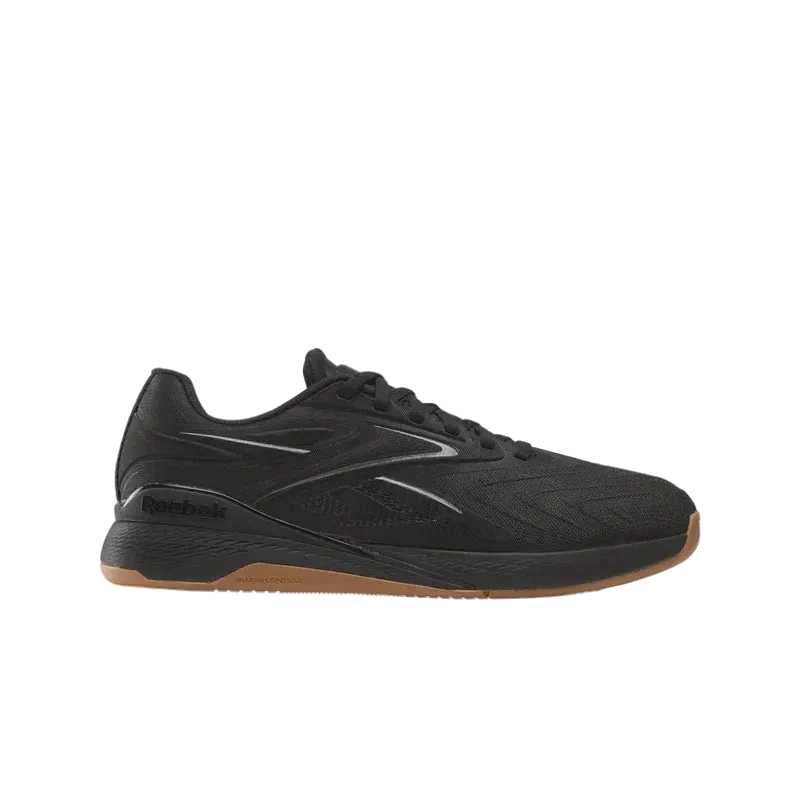תצוגה צדדית של דגם Reebok NANO X5 EDGE 100244425, נעל ספורט שחורה עם סוליה עמידה מגומי, על רקע לבן חלק.