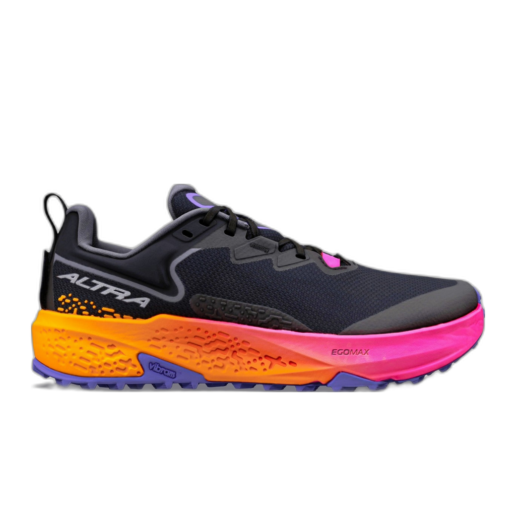 נעל ריצת שטח Altra TIMP 6 A0A85US85X בצבע שחור/כסף/KNKOUT PNK, הכוללת סוליה אמצעית בגוון מדורג מכתום עז לורוד וסוליה חיצונית סגולה עם חריצים.