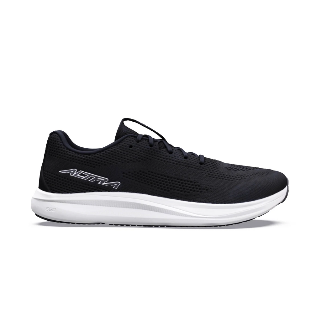 נעל ריצה Altra Escalante 5 לנשים בצבע Black/White — מבט צד על גפה סרוגה שחורה, סוליה לבנה ולוגו Altra בצד.