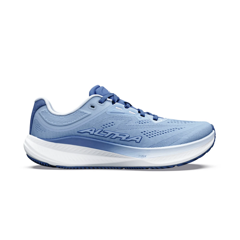 נעל ריצה Altra Torin 9 Wide (D) לנשים בצבע Blue/White — מבט צד על גפה בתכלת עם נגיעות כחול כהה וסוליה אמצעית לבנה.