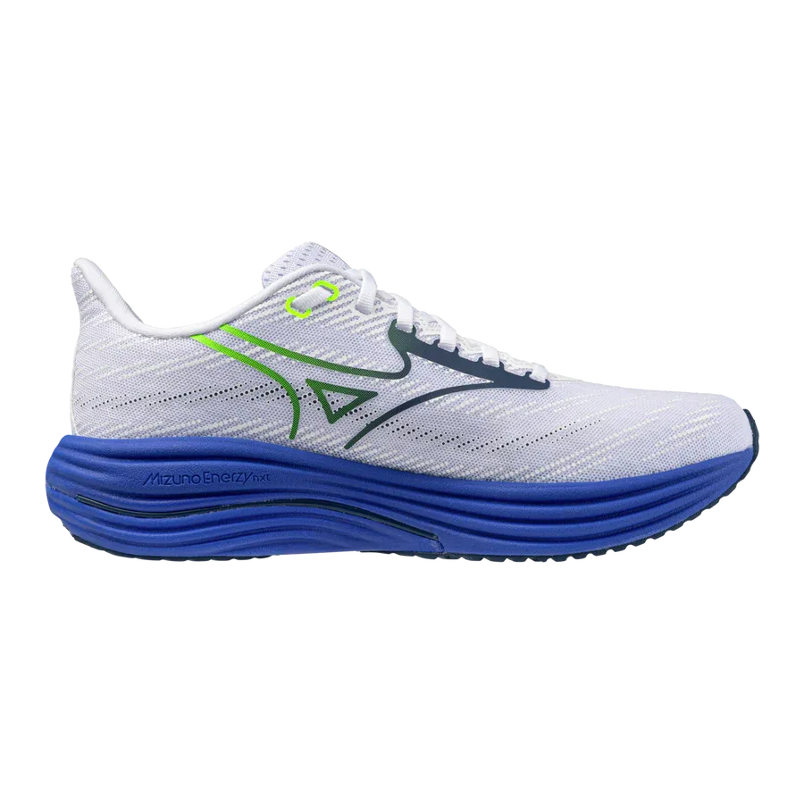 ה-Mizuno WAVE RIDER 29(M) J1GC250353 הוא נעל ריצה לבנה עם סוליה כחולה, לוגו Mizuno בצד וקישוט ירוק ליד העקב, המוצגת בפרופיל שמאלי.