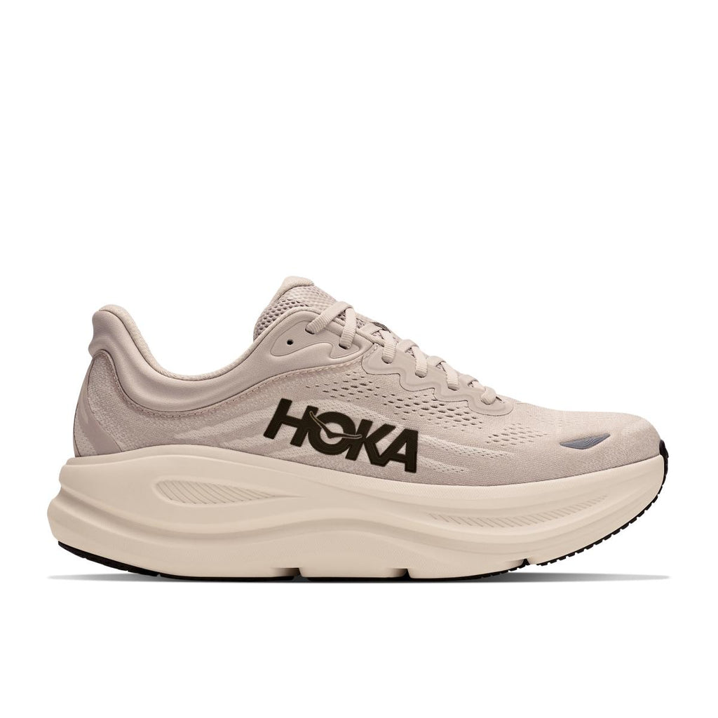 נעלי ריצה Hoka Bondi 9 בצבע River Rock Grey לגברים, מבט פרופיל צדדי המדגיש את הסוליה העבה והמרופדת ולוגו Hoka שחור.