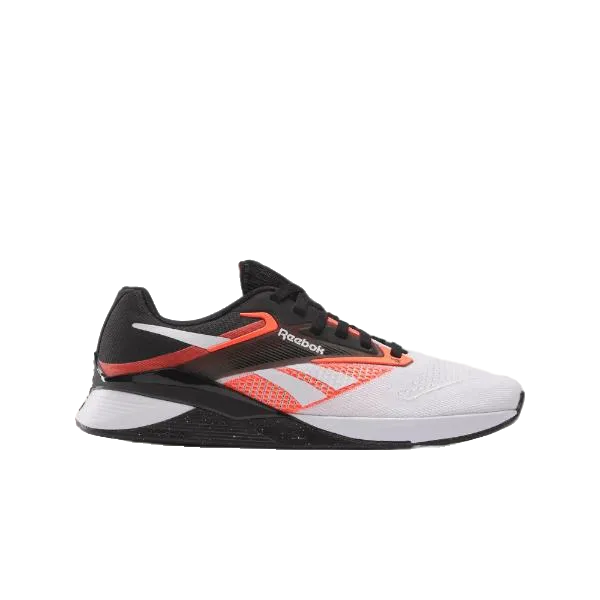 נעלי ריבוק נעלי ריבוק נאנו איקס 4 לנשים NANO X4 BLACK/ORANGE UNISEX 100074684, עם גפה עליונה מרשת בצבעים לבן, שחור וכתום, לוגו בצד, שרוכים שחורים וסוליה מגומי שחורה, מוצגות על רקע חלק.