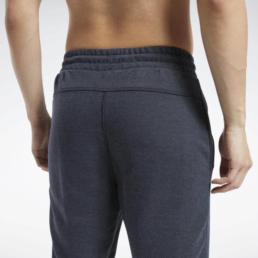 מכנס ריבוק קצר לגברים Reebok TE Melange Short FU3233 black – AroSport